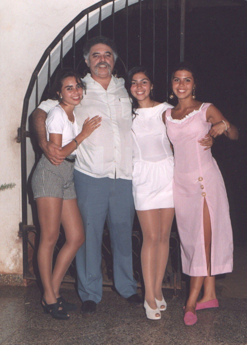 Cumpleaños de Claudia Luco Montero 	con Lucia Inés, Raúl Alberto y Liliana